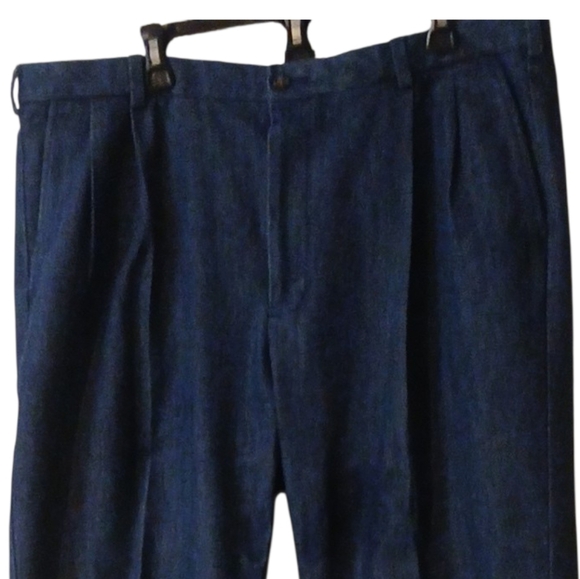 Roundtree & Yorke -NWOT Stright Leg Jeans, Front Pockets,Buttoned Back W-40/L-30 - Picture 5 of 10